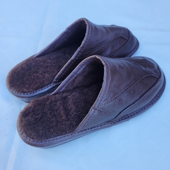 NEW all leather brown warm slippers - Picture 2 of 3